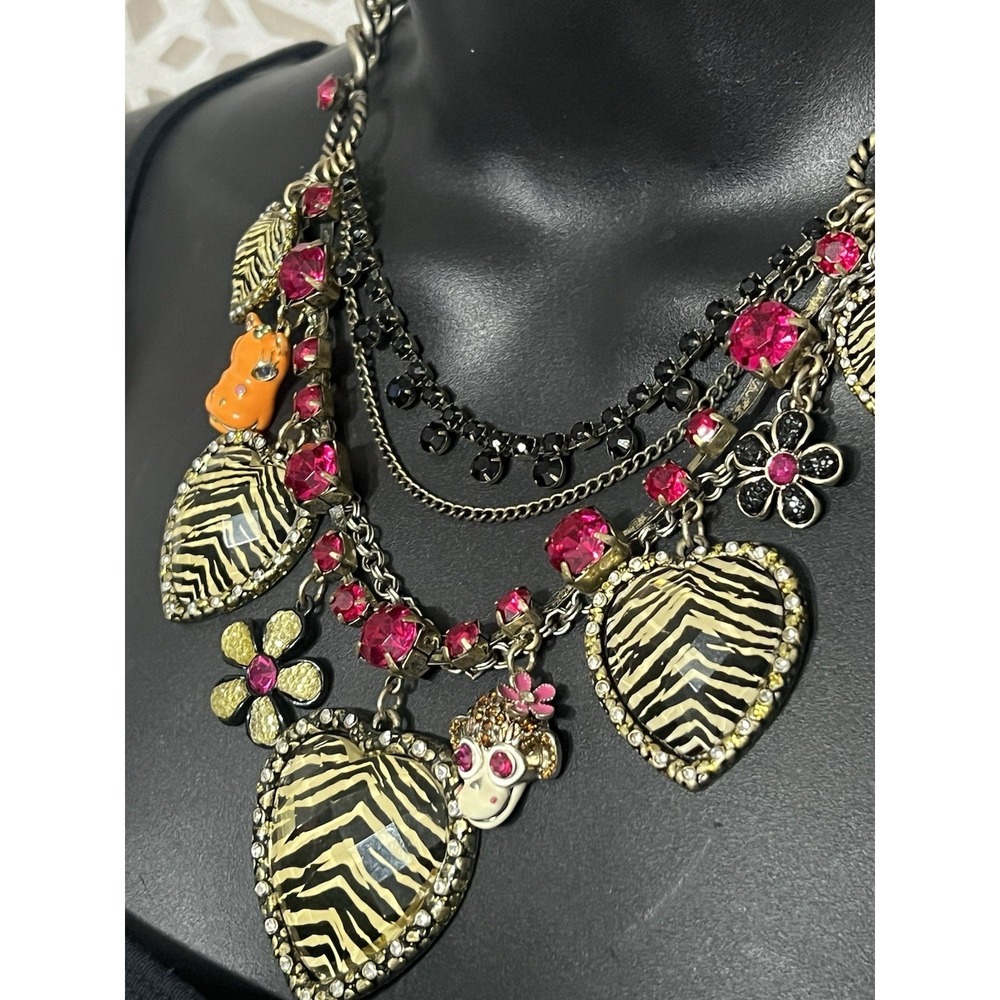 Betsey Johnson Safari Animal Charm Statement Necklace Zebra Heart - Picture 2 of 16